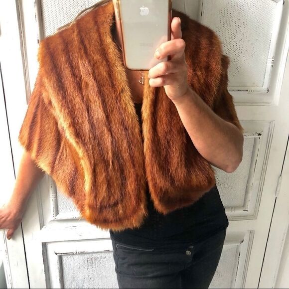 VINTAGE MINK FUR CAPE  - Picture 1 of 8